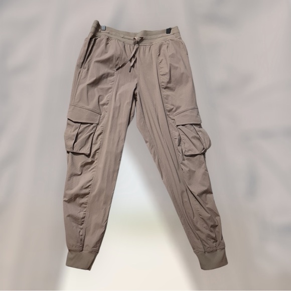 lululemon athletica cargo dance studios - Picture 4 of 7